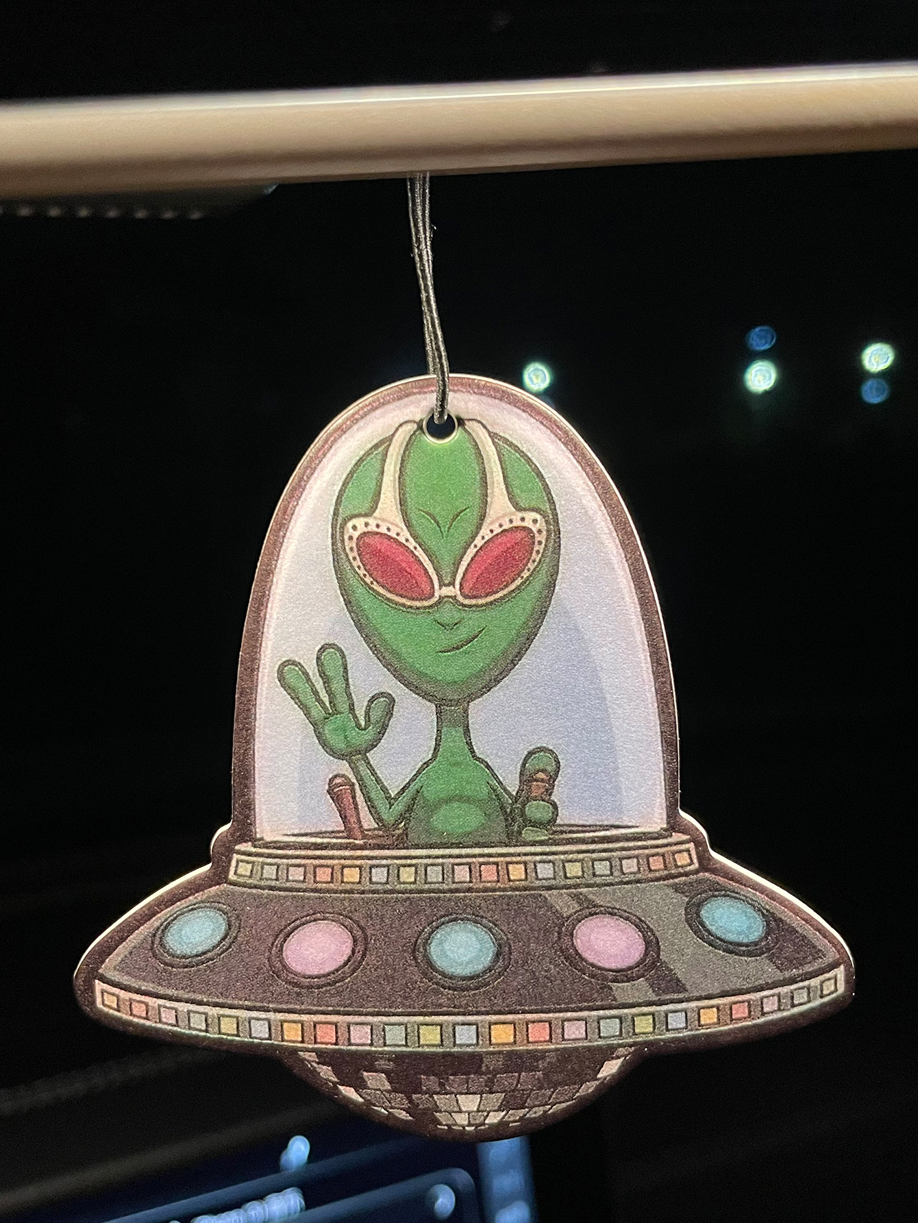Alien/Hilton Fresh Scent Five- - مراجعة Home Fragrance That Lasts Long وسعره
